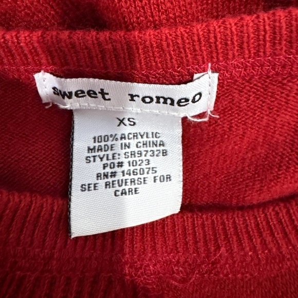 Sweet Romeo Red Women’s Long Sleeve Crew Neck Sweater (XS) - Picture 6 of 6